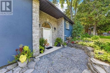 182 NICHOLSON POINT ROAD, Loyalist (Lennox And Addington - South) Ontario