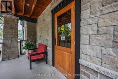 105 - 75 WALLINGS ROAD Dysart et al (Dysart) Ontario photo 5