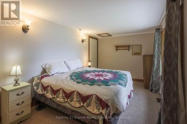1401 HODGSON ROAD Dysart et al (Harburn) Ontario photo 21