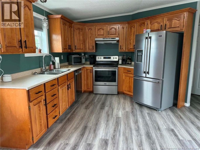 4 Amos Street, Miramichi, New Brunswick, E1V7V5