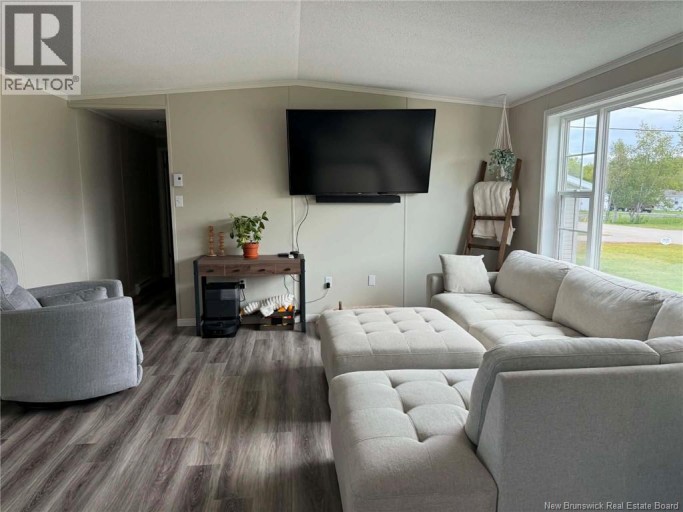 4 Amos Street, Miramichi, New Brunswick, E1V7V5