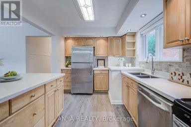 91 CANLISH ROAD Toronto (Dorset Park) Ontario photo 17