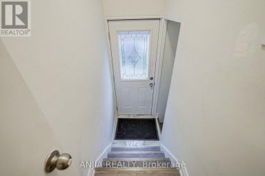 91 CANLISH ROAD Toronto (Dorset Park) Ontario photo 35