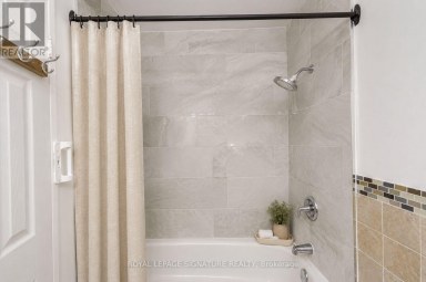 413 - 4060 LAWRENCE AVENUE E Toronto (West Hill) Ontario photo 25