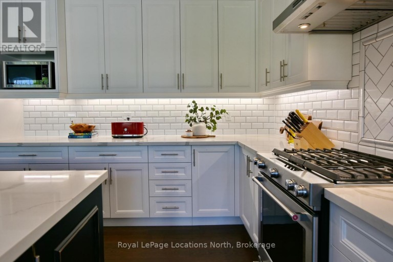 123 CRESTVIEW COURT, Blue Mountains, Ontario, L9Y0Z4
