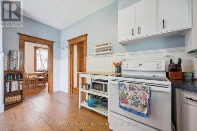 699 ST ANDREW STREET W Centre Wellington (Fergus) Ontario photo 14