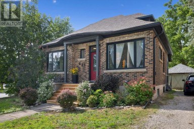 699 ST ANDREW STREET W Centre Wellington (Fergus) Ontario photo 2