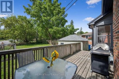699 ST ANDREW STREET W Centre Wellington (Fergus) Ontario photo 32
