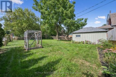 699 ST ANDREW STREET W Centre Wellington (Fergus) Ontario photo 33