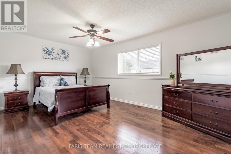 28 MCCURDY DRIVE, New Tecumseth (Tottenham), Ontario, L0G1W0