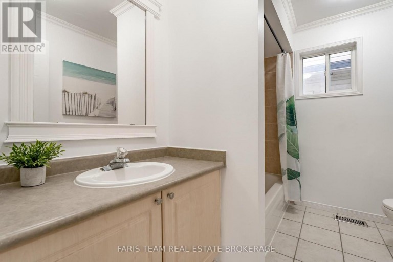 28 MCCURDY DRIVE, New Tecumseth (Tottenham), Ontario, L0G1W0