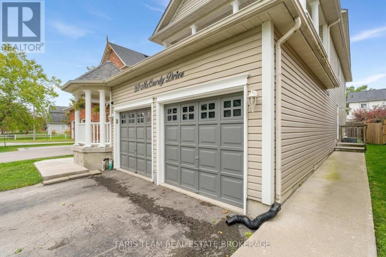 28 MCCURDY DRIVE, New Tecumseth (Tottenham), Ontario, L0G1W0