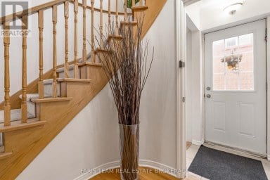 28 MCCURDY DRIVE New Tecumseth (Tottenham) Ontario photo 27