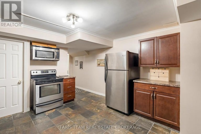28 MCCURDY DRIVE, New Tecumseth (Tottenham), Ontario, L0G1W0