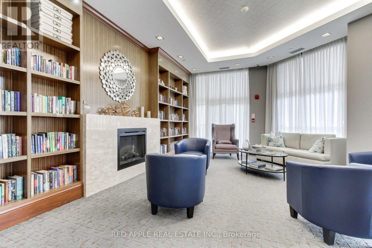 519 - 111 CIVIC SQUARE GATE, Aurora (Bayview Wellington), Ontario, L4G0S6