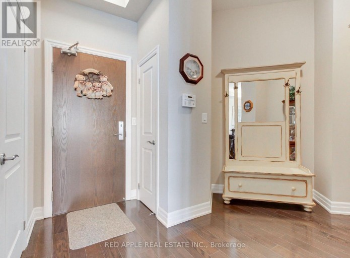 519 - 111 CIVIC SQUARE GATE, Aurora (Bayview Wellington), Ontario, L4G0S6