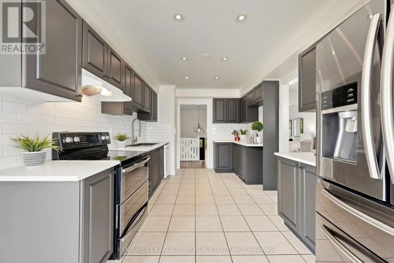 20 KERFOOT CRESCENT, Georgina (Keswick North), Ontario, L4P4C1