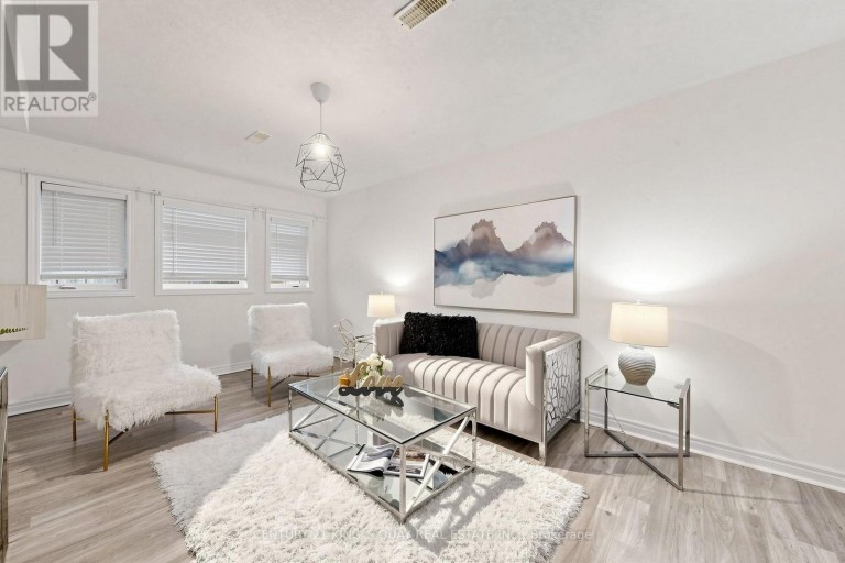 20 KERFOOT CRESCENT, Georgina (Keswick North), Ontario, L4P4C1