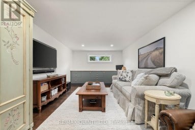 14 EASTERN AVENUE Prince Edward County (Ameliasburg Ward) Ontario photo 26