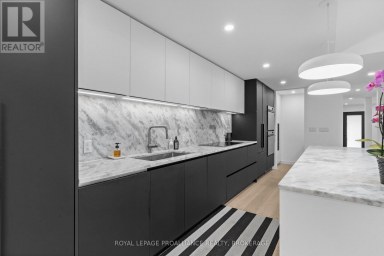 78 PEMBROKE STREET, Kingston (Central City East) Ontario