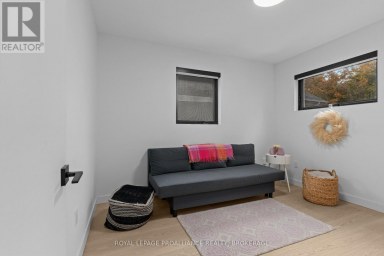78 PEMBROKE STREET, Kingston (Central City East) Ontario