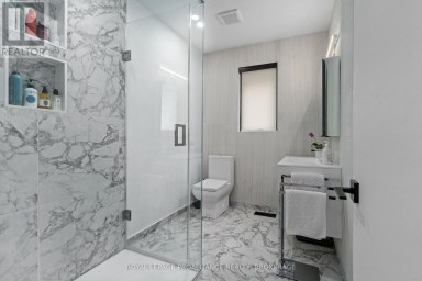 78 PEMBROKE STREET, Kingston (Central City East) Ontario