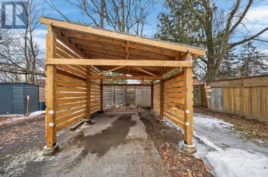 78 PEMBROKE STREET, Kingston (Central City East) Ontario