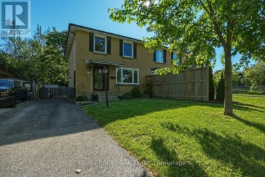 230 CAIRN STREET London South (South J) Ontario photo 1