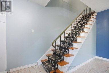 230 CAIRN STREET London South (South J) Ontario photo 20