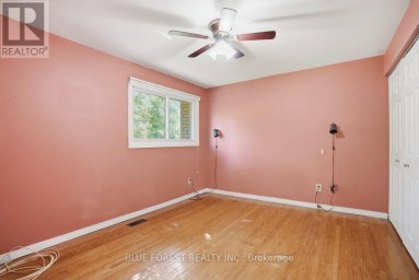 230 CAIRN STREET London South (South J) Ontario photo 23