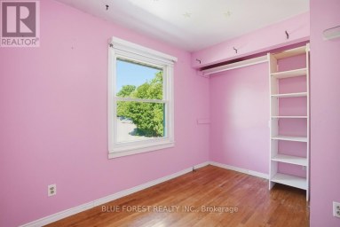 230 CAIRN STREET London South (South J) Ontario photo 26