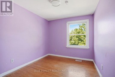 230 CAIRN STREET London South (South J) Ontario photo 30