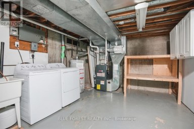 230 CAIRN STREET London South (South J) Ontario photo 38