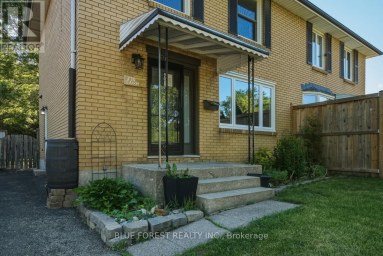 230 CAIRN STREET London South (South J) Ontario photo 5