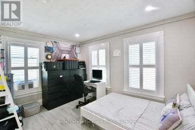 256 ONTARIO STREET Collingwood Ontario photo 23