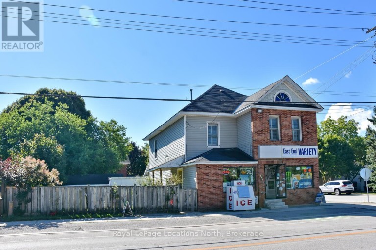 256 ONTARIO STREET, Collingwood, Ontario, L9Y1M9