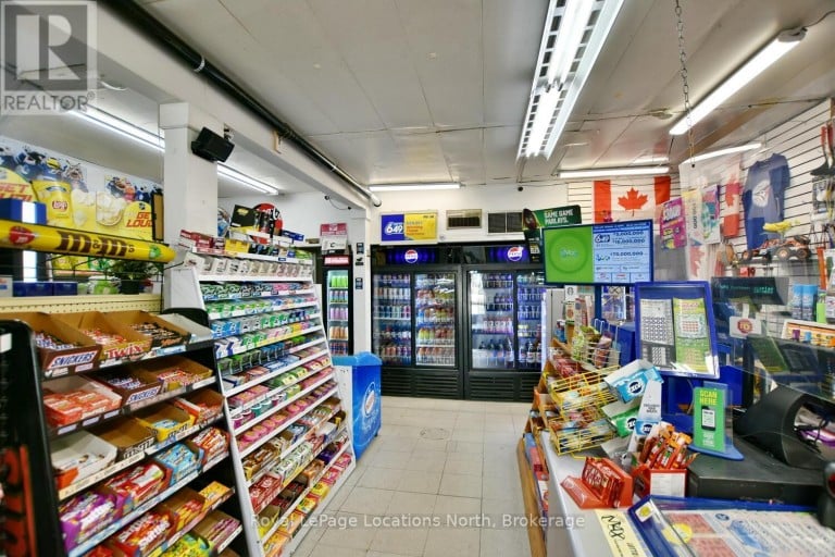 256 ONTARIO STREET, Collingwood, Ontario, L9Y1M9
