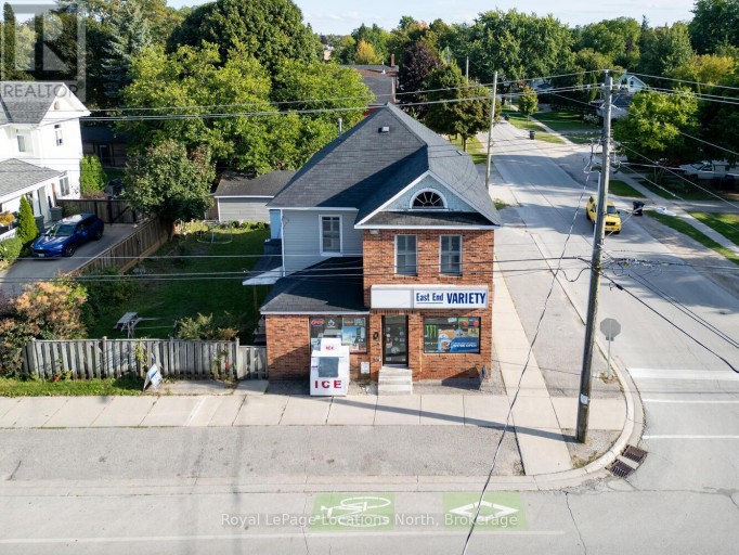 256 ONTARIO STREET, Collingwood, Ontario, L9Y1M9