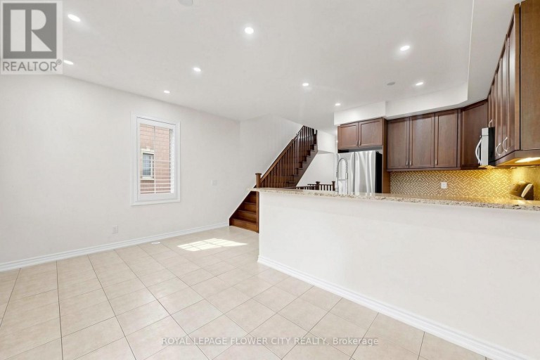 46 SOCCAVO CRESCENT, Brampton (Bram West), Ontario, L6Y0W3