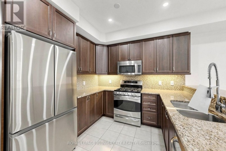 46 SOCCAVO CRESCENT, Brampton (Bram West), Ontario, L6Y0W3