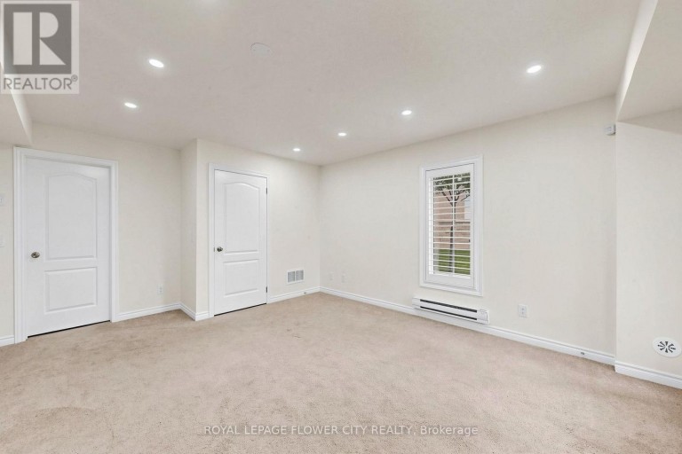 46 SOCCAVO CRESCENT, Brampton (Bram West), Ontario, L6Y0W3