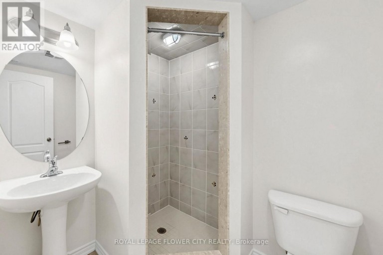 46 SOCCAVO CRESCENT, Brampton (Bram West), Ontario, L6Y0W3