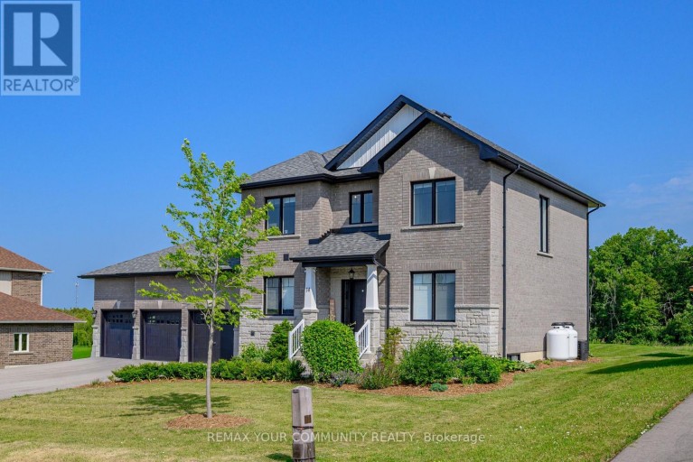 14 MCCRAE CRESCENT, Kawartha Lakes (Woodville), Ontario, K0M2T0