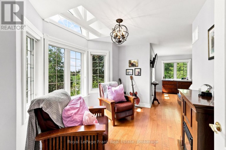 2 WILSON HOUSE DRIVE, Whitby, Ontario, L0B1A0