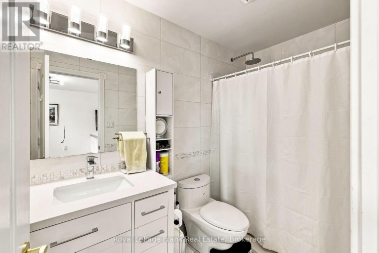2 WILSON HOUSE DRIVE, Whitby, Ontario, L0B1A0