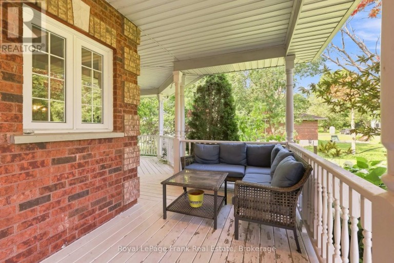 2 WILSON HOUSE DRIVE, Whitby, Ontario, L0B1A0