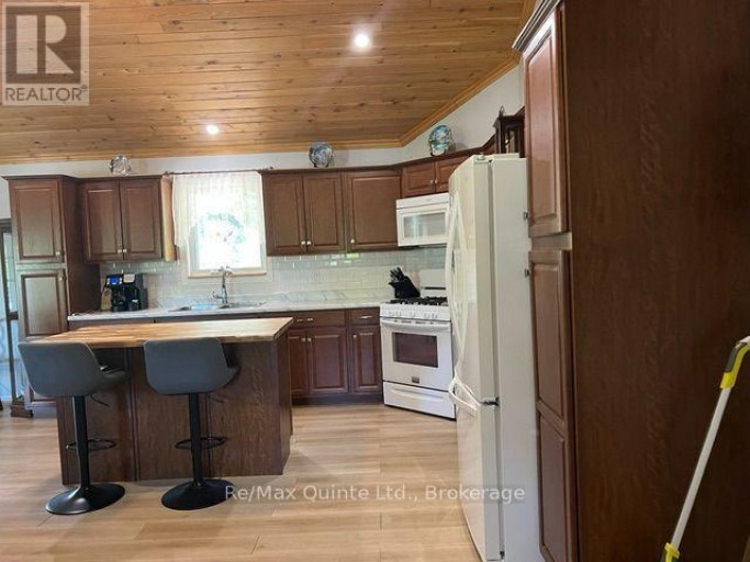 1874 STOCKDALE ROAD, Quinte West (Murray Ward), Ontario, K0K2C0