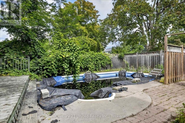 272 BURNHAM STREET, Peterborough (Ashburnham Ward 4), Ontario, K9H1T3
