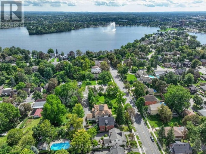 272 BURNHAM STREET, Peterborough (Ashburnham Ward 4), Ontario, K9H1T3
