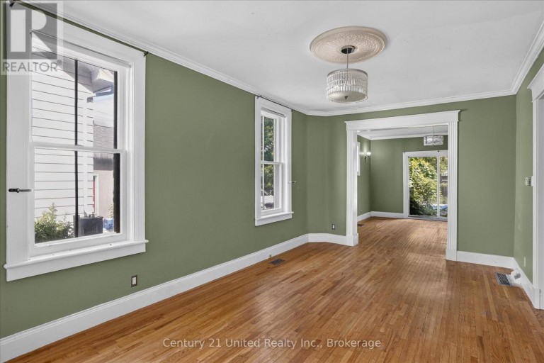 272 BURNHAM STREET, Peterborough (Ashburnham Ward 4), Ontario, K9H1T3